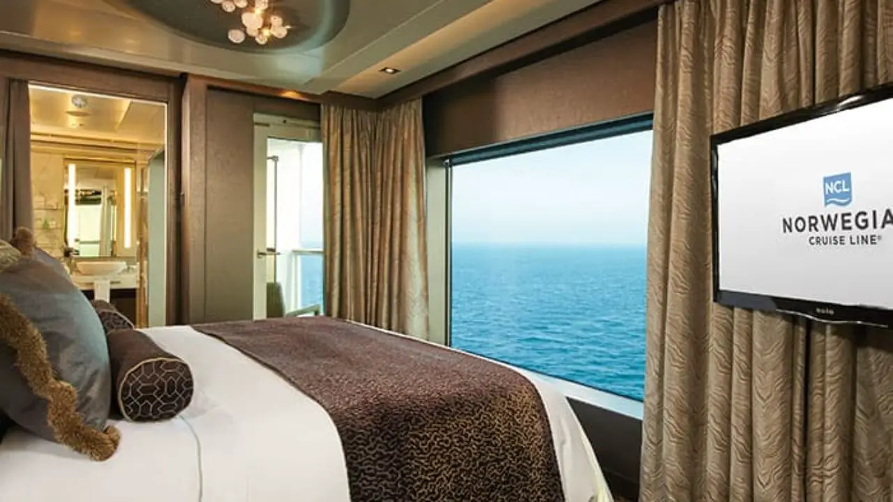 Which Cruise Line Offers the Largest Suites: A Luxurious Escape