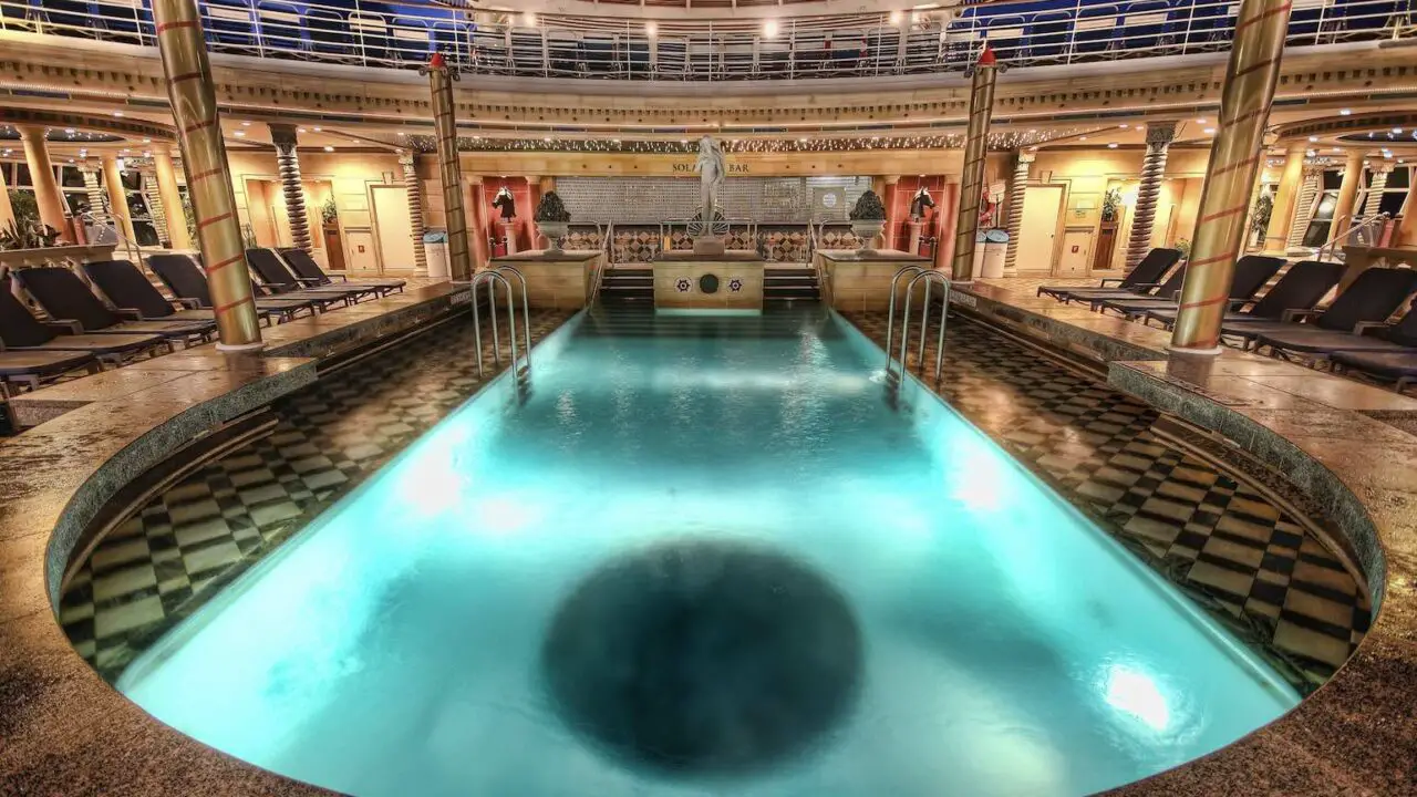 Do Cruise Ships Use Sea Water in Their Pools