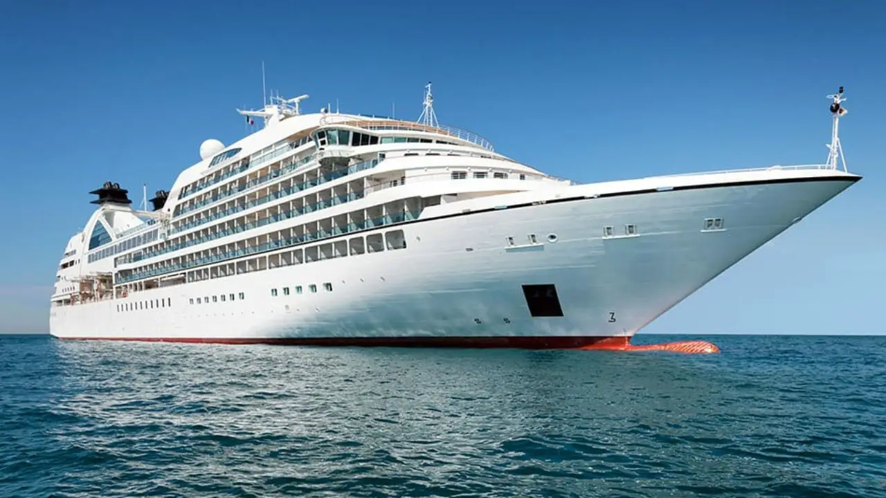 Luxury Cruises What’S Included? Decadence on the High Seas!