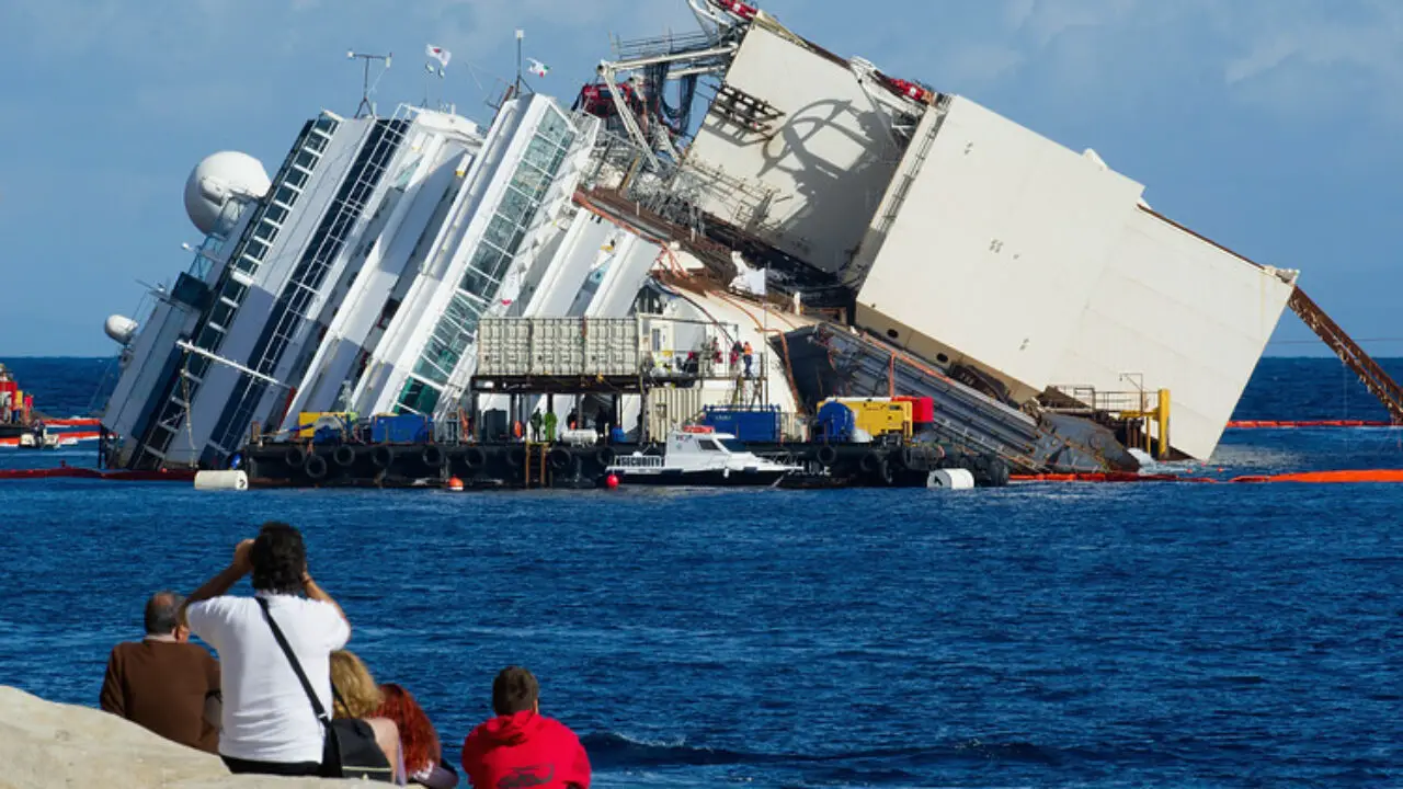 How Often Do Cruise Ships Crash
